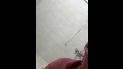 esc_xxx @ stripchat on 20250817