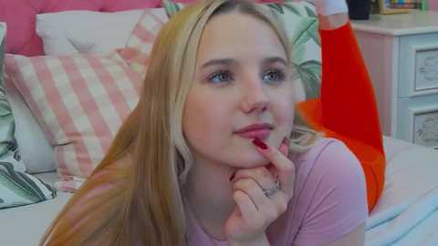 sky_cutie @ stripchat on 20250817