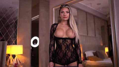 Media: blairsanders Stripchat 2025-08-18 01:16:00