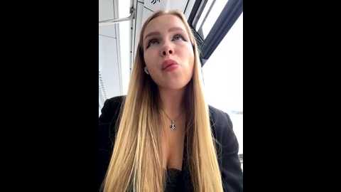 Media: liza_risky Stripchat 2025-08-18 09:31:00