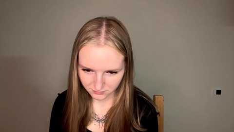 nicolewow @ stripchat on 20250818