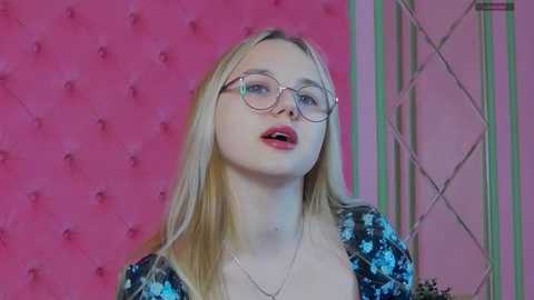 sky_cutie @ stripchat on 20250818