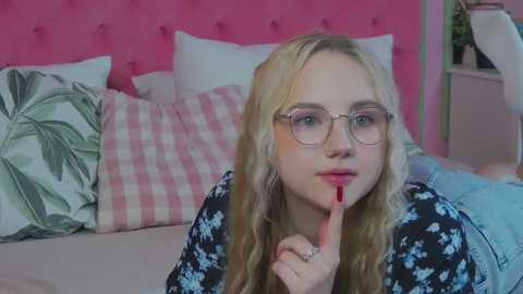 sky_cutie @ stripchat on 20250818