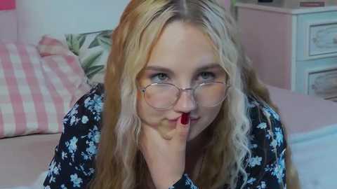 sky_cutie @ stripchat on 20250818