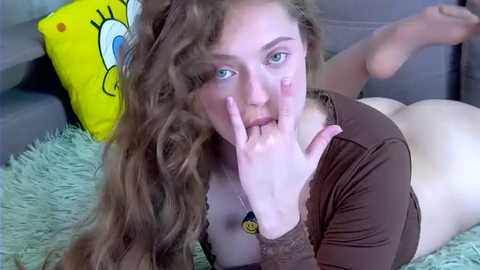 Media: ashleyd_ Stripchat 2025-08-19 05:25:00