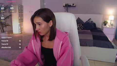 bellla_haddid @ stripchat on 20250819