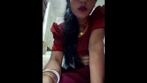 Media: rachna_love Stripchat 2025-08-19 17:39:00