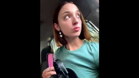 Media: dollytall Stripchat 2025-08-20 10:24:00