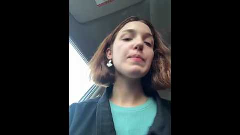 Media: dollytall Stripchat 2025-08-20 13:15:00