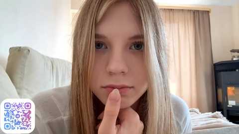 fruityxo @ stripchat on 20250820