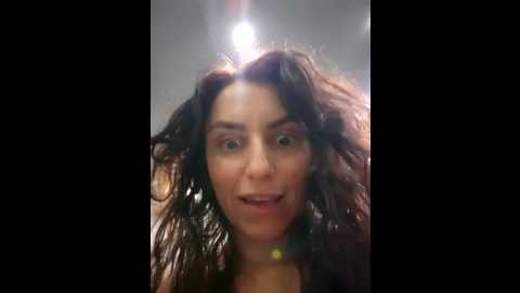 Media: izabella_bella Stripchat 2025-08-20 15:24:00