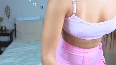 Media: kathrynbrooks Stripchat 2025-08-20 12:32:00