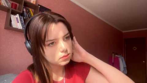 Media: pup_pup_sea Stripchat 2025-08-20 07:14:00