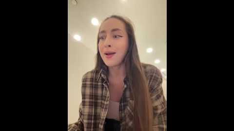 holly_play @ stripchat on 20250821
