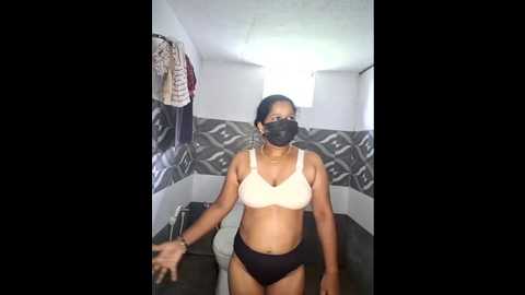 Media: kerala_couples143 Stripchat 2025-08-21 07:14:00