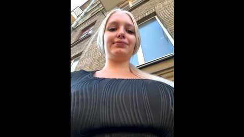 Media: milkyy_wway Stripchat 2025-08-21 07:53:00