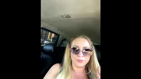 Media: ruslanaxx Stripchat 2025-08-21 05:02:00