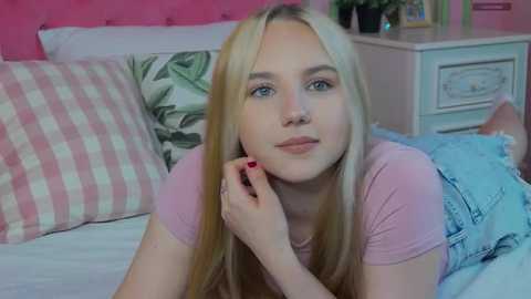 sky_cutie @ stripchat on 20250821