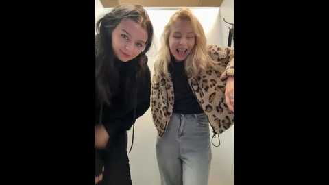 cum_girlss