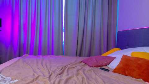 elaraine_ @ stripchat on 20250823