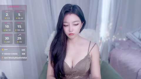 Media: xiaoyi_bb Stripchat 2025-08-23 02:09:00