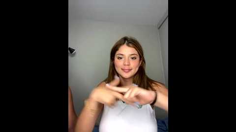 Media: _alice_1 Stripchat 2025-08-25 00:29:00