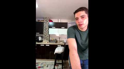 kevin_hotgirls