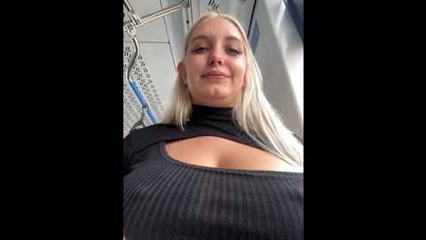 Media: milkyy_wway Stripchat 2025-08-25 08:43:00