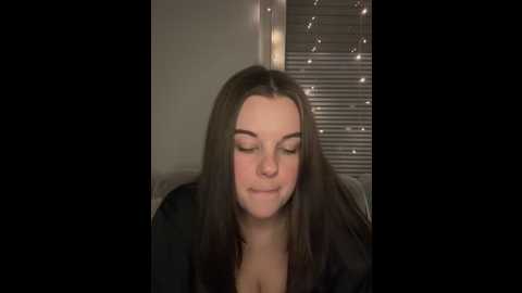 Media: itslxsa Stripchat 2025-08-26 22:10:00