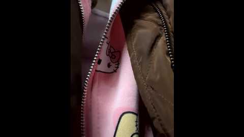 Media: bambi_lu Stripchat 2025-08-27 18:43:00