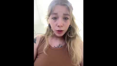 Media: mimiumuy Stripchat 2025-08-27 16:11:00