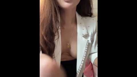 Media: qi9i Stripchat 2025-08-27 06:33:00