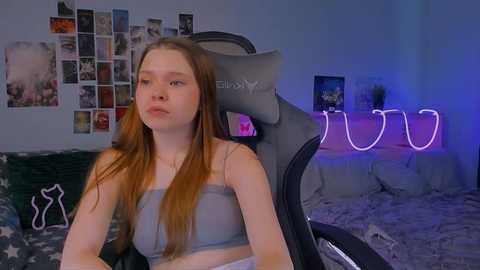 Media: tinysroses Stripchat 2025-08-29 02:06:00