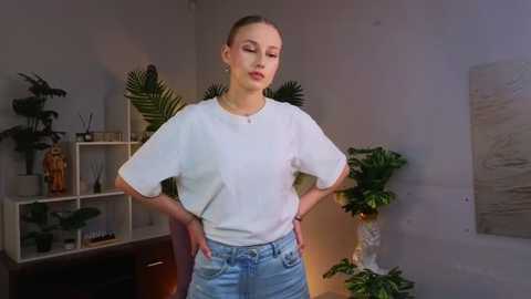Media: betsydul Stripchat 2025-08-30 10:52:00