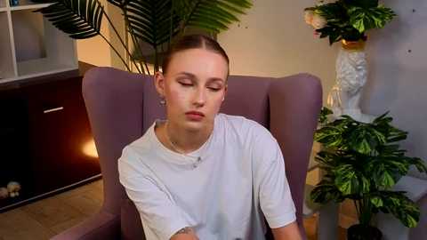 Media: betsydul Stripchat 2025-08-30 11:08:00