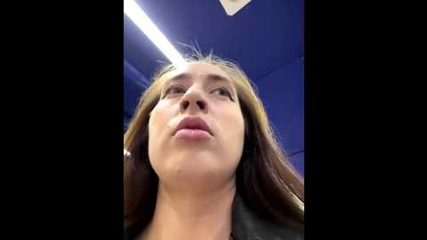 Media: holly_play Stripchat 2025-08-30 10:20:00
