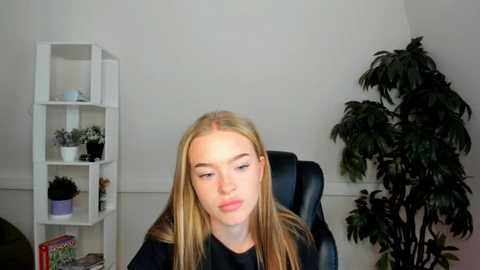 patriciaking @ stripchat on 20250830