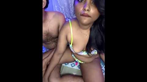 Media: trending_couple Stripchat 2025-08-30 22:51:00