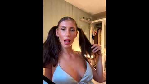 milarenee @ stripchat on 20250831