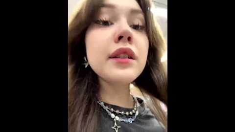 Media: peachy_dream Stripchat 2025-08-31 18:16:00