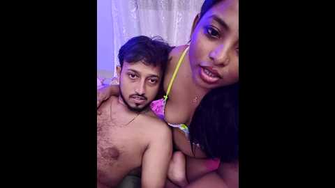 trending_couple