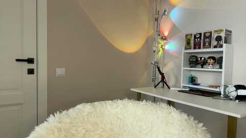 Media: anna_six Stripchat 2025-09-01 05:06:00