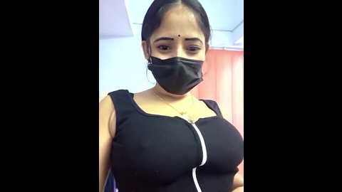 Media: hot_honey77 Stripchat 2025-09-01 09:54:00
