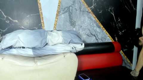 Media: hot_threesome Stripchat 2025-09-01 17:09:00