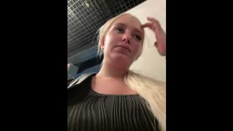 Media: milkyy_wway Stripchat 2025-09-01 14:07:00