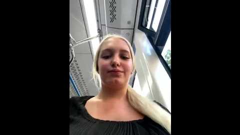 Media: milkyy_wway Stripchat 2025-09-01 14:42:00