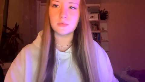 Media: pandafluff Stripchat 2025-09-01 16:28:00