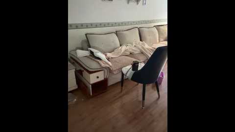Media: qi9i Stripchat 2025-09-02 10:42:00