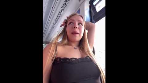 Media: liza_risky Stripchat 2025-09-03 12:10:00