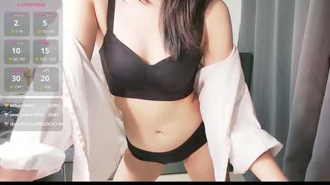 Media: lovelysooni Stripchat 2025-09-03 15:13:00